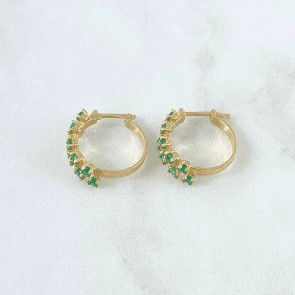 ZIG ZAG EMERALD HOOP EARRINGS 18K GOLD - Image 3